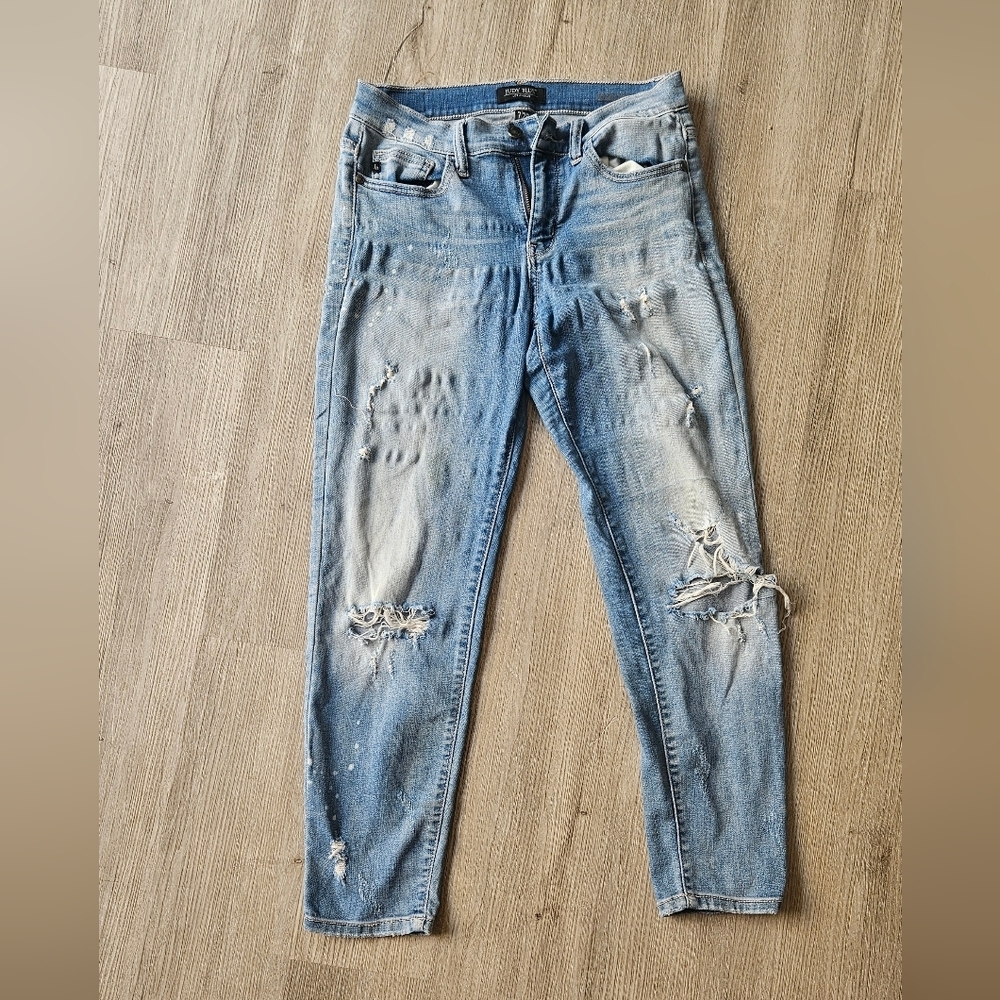 Judy Blue Adelene Girlfriend Distressed Jean Light Blue JB8273MD Size 7/28